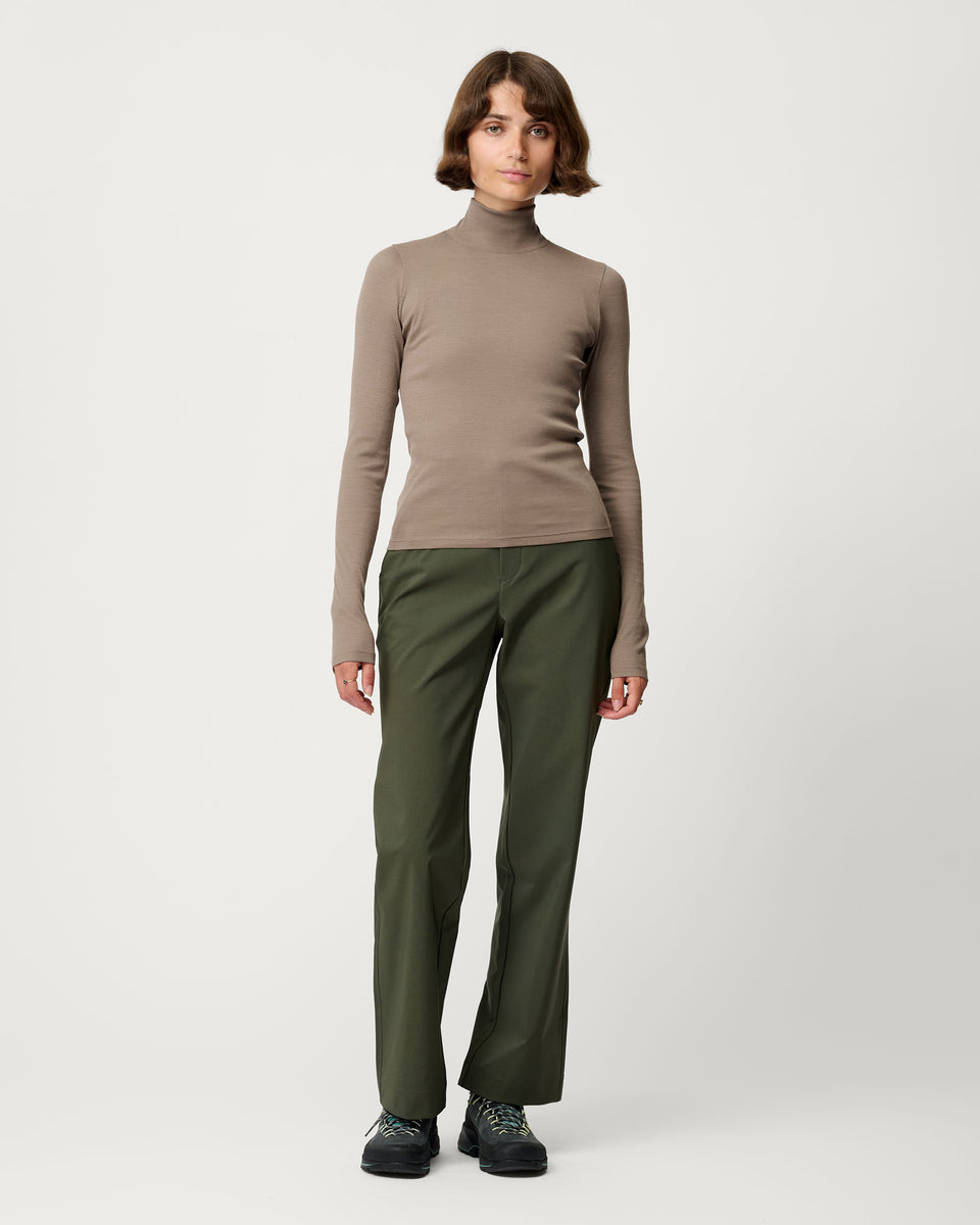 Ribbed Merino Turtleneck 01 - Warm, Durable Hiking Shirt