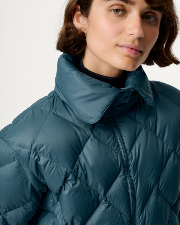 Packable Down Puffer 01 - Performance, Versatility and Year-Round Outdoor Jacket - Kyanite