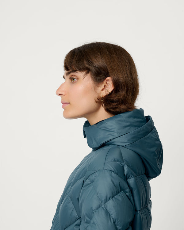 Packable Down Puffer 01 - Performance, Versatility and Year-Round Outdoor Jacket - Kyanite